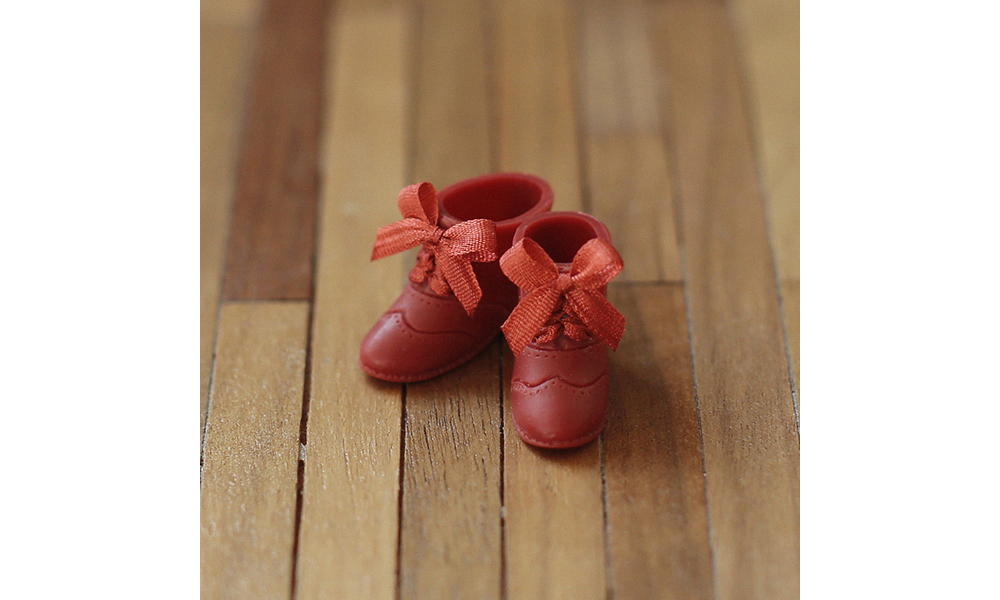shoes burgundy color image-S23L40
